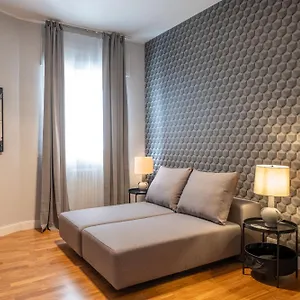 Sweet Life - Luxury Apartment-suite-rooms , Bari Włochy